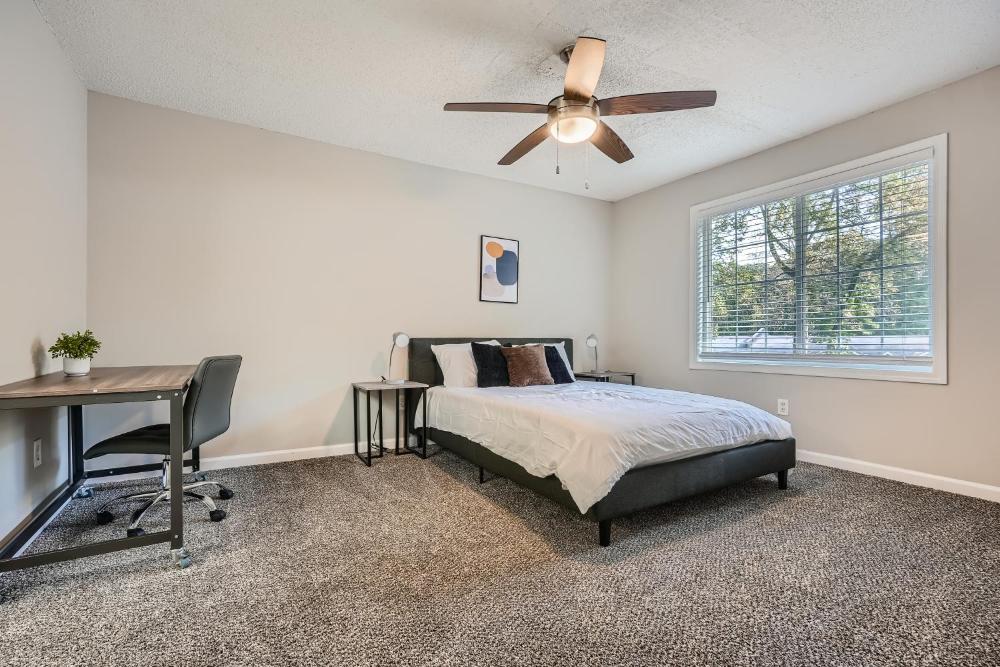 Crest at East Cobb 1812 Comfort, Spacious 2Bd 2Bt